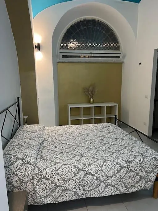 Fenty Home 2 San Lorenzo Roma İtalya